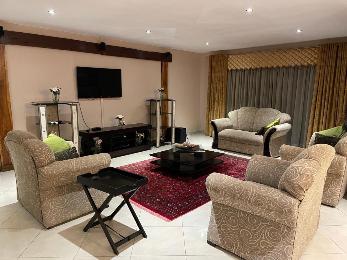 Ferienwohnung Boikhutsong House Mbabane Exterior foto